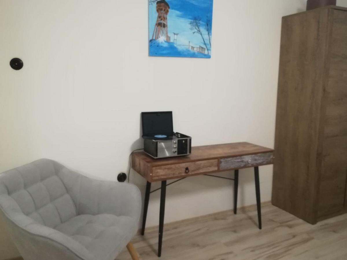 Appartement Apartman S Vyhladom à Kremnica Extérieur photo